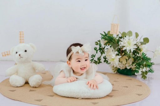 凉山四个月的孕妇肚子疼